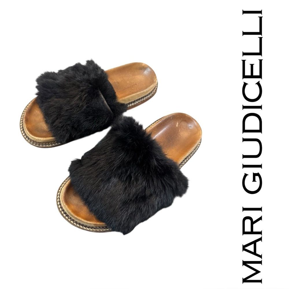 Mari Giudicelli Flat Fur Sandal Size 39